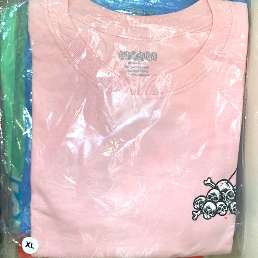Strangelove Skateboarding XL SS Tee Skull Pink